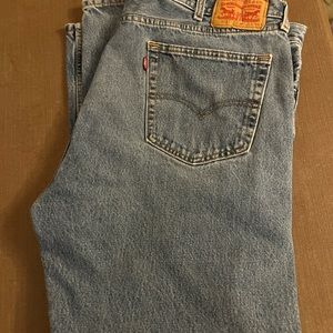 Levi’s 505 blue jeans size 42x32
